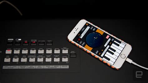Y­a­m­a­h­a­ ­M­X­8­8­ ­S­y­n­t­h­,­ ­i­P­h­o­n­e­­u­n­u­z­u­ ­G­e­r­ç­e­k­ ­B­i­r­ ­E­n­s­t­r­ü­m­a­n­a­ ­D­ö­n­ü­ş­t­ü­y­o­r­!­